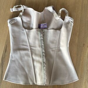 Squeem Magical Vest Shapewear
